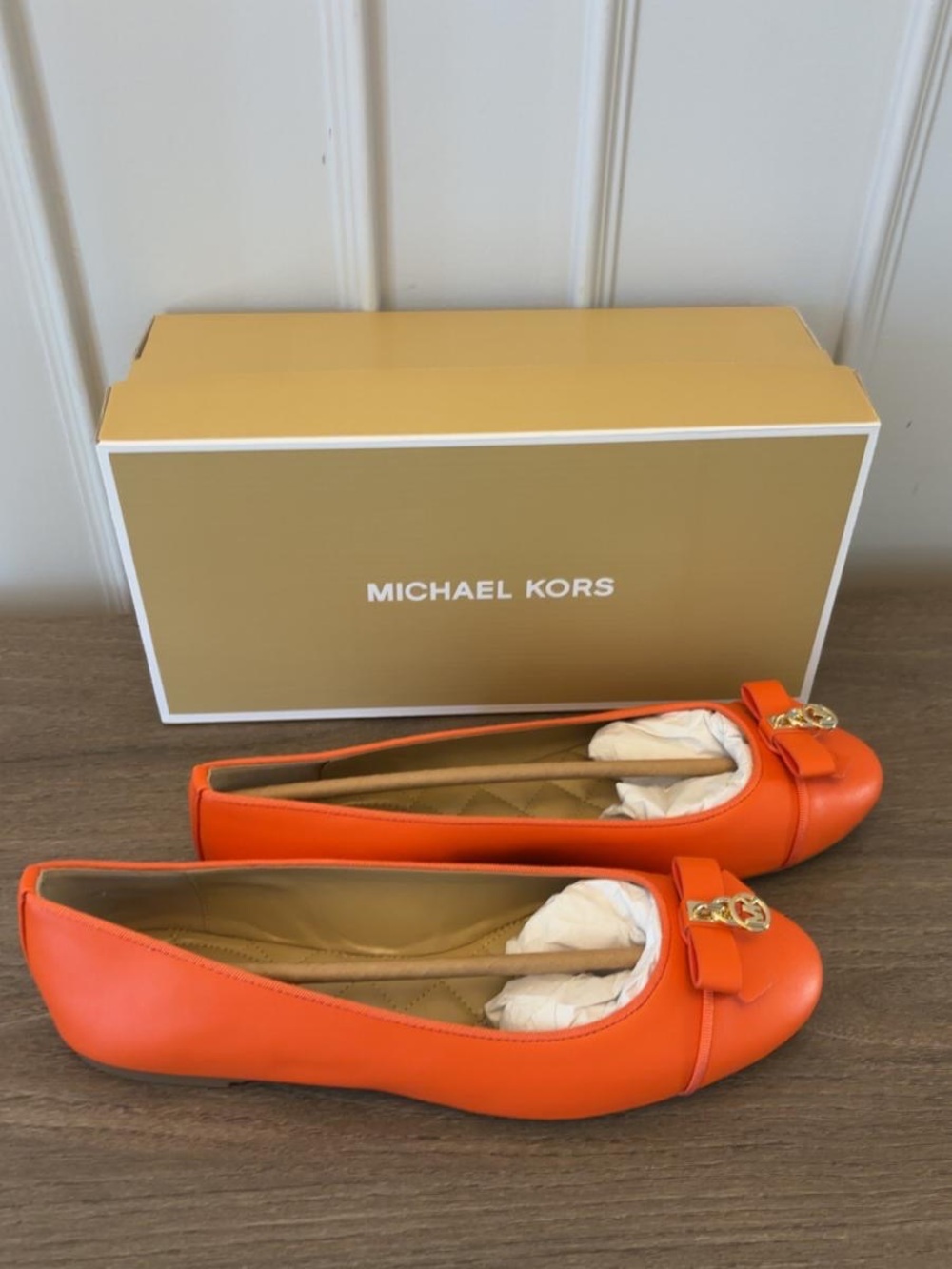 Michael Kors Orange (poppy) Faux Leather Ballet Flats Bow Logo Size 8.5